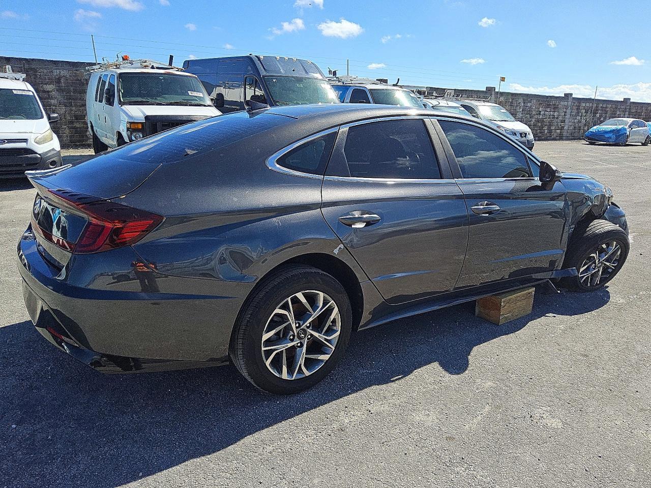 2020 HYUNDAI SONATA