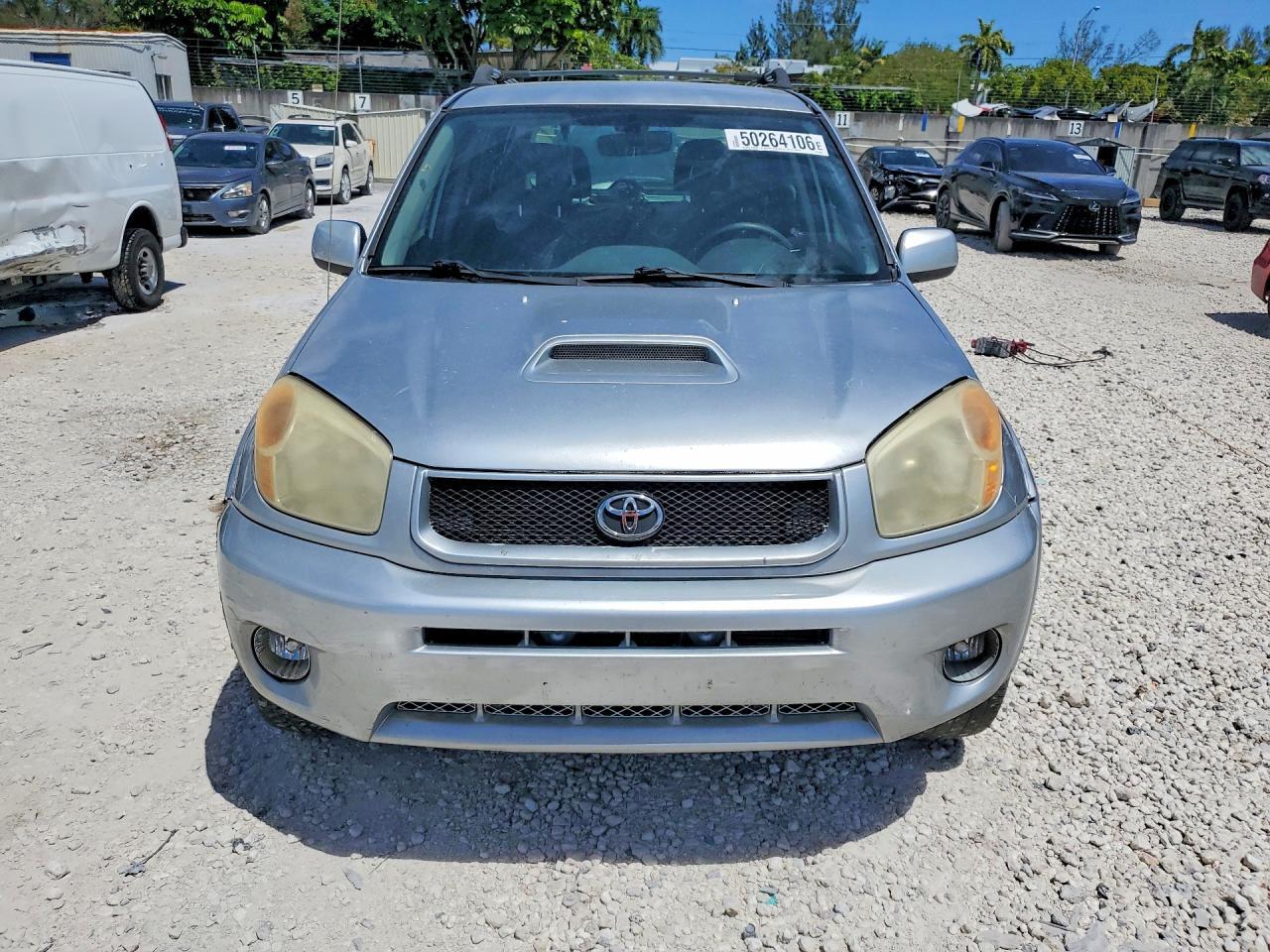 2005 TOYOTA RAV4