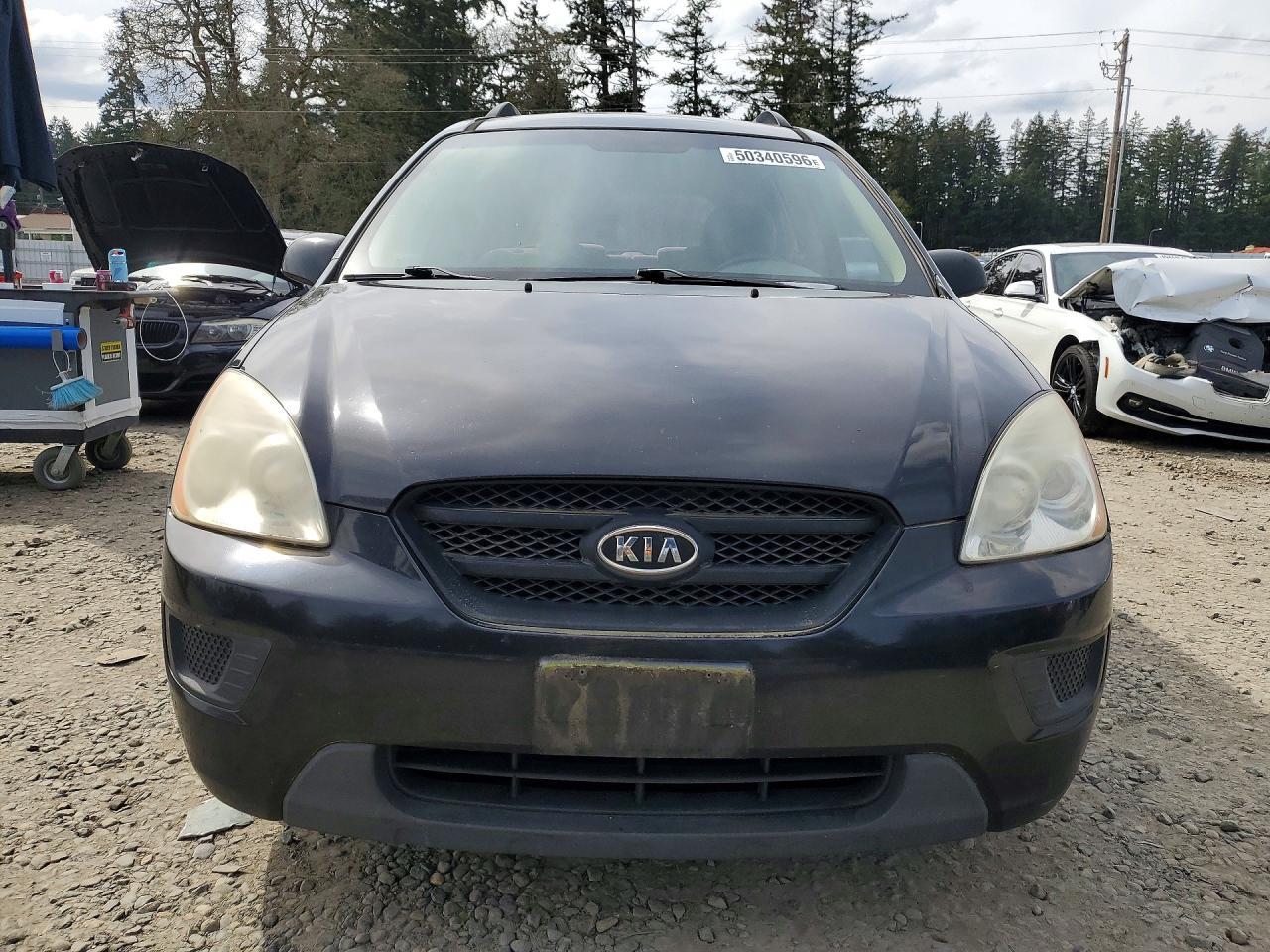 2009 KIA RONDO