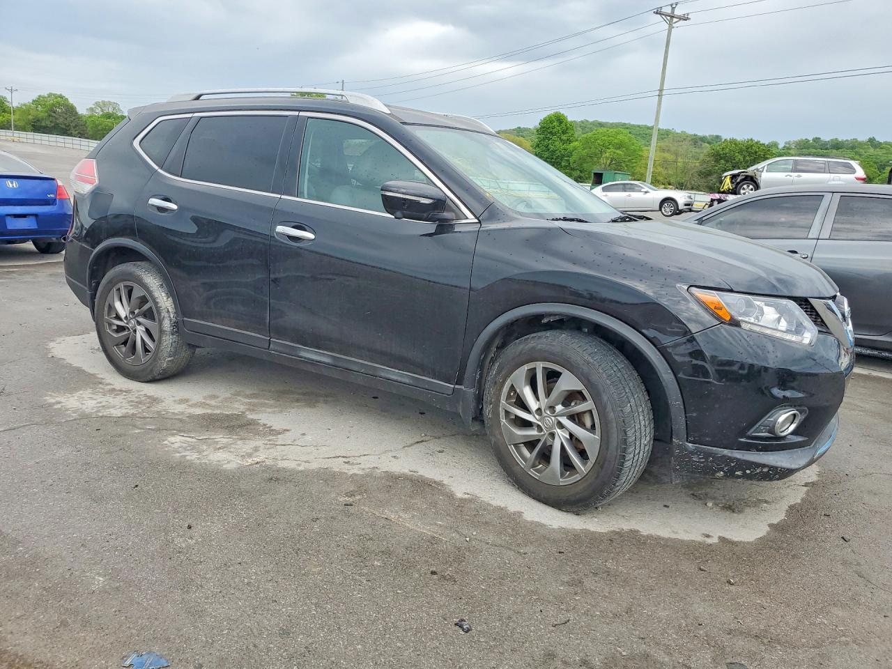 2015 NISSAN ROGUE