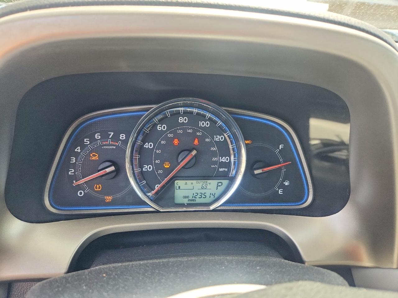 2015 TOYOTA RAV4
