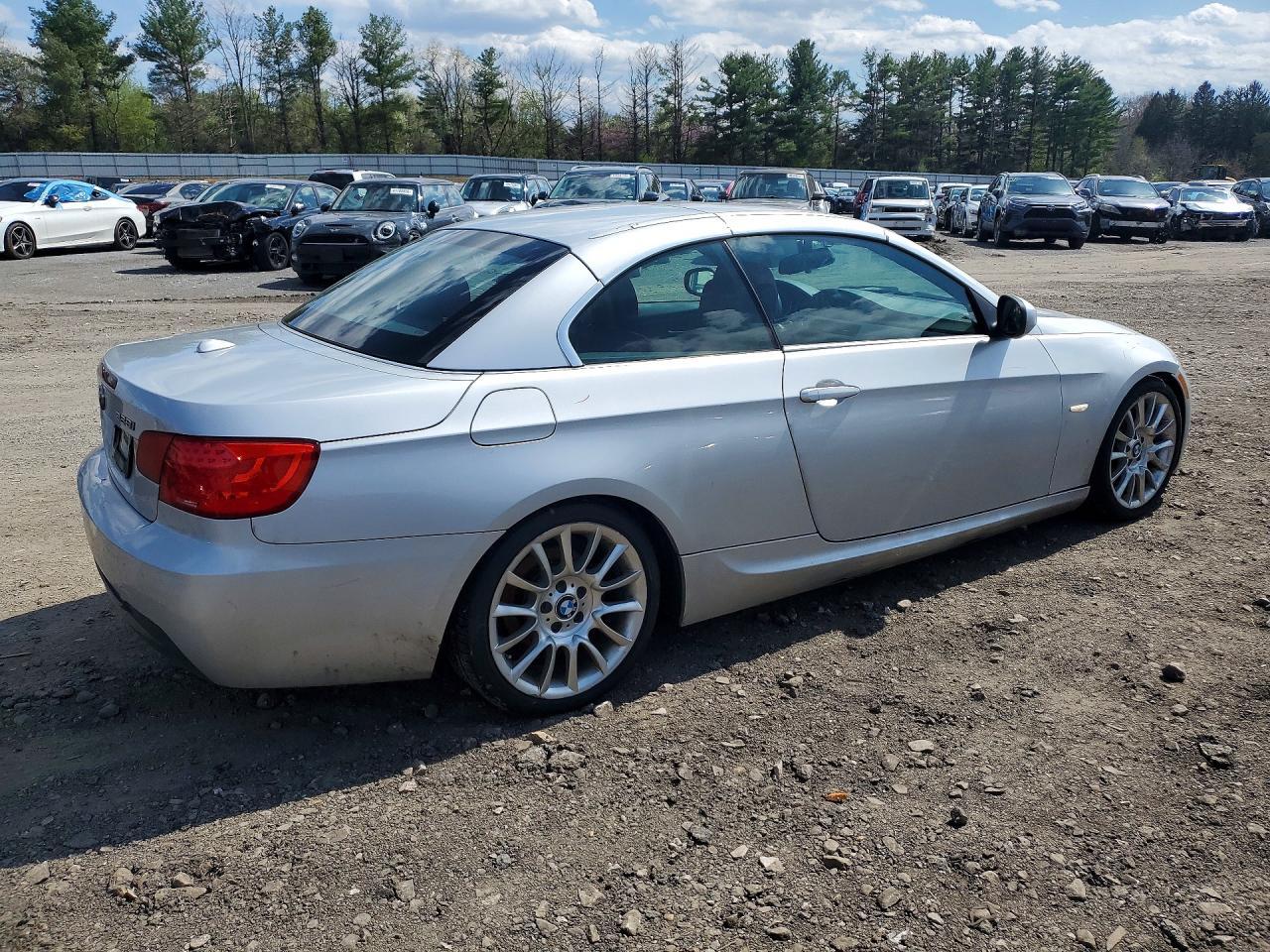 2013 BMW 3 SERIES