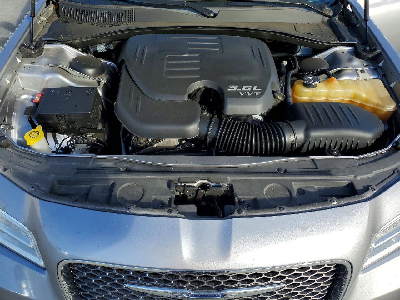 2017 CHRYSLER 300