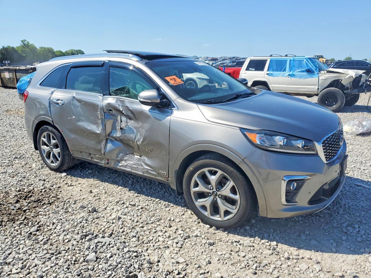 2019 KIA SORENTO