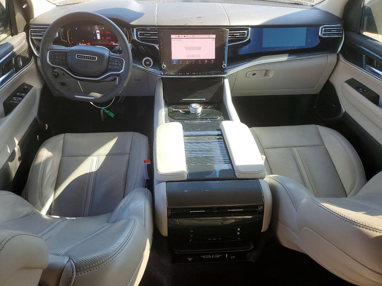 2022 JEEP Wagoneer