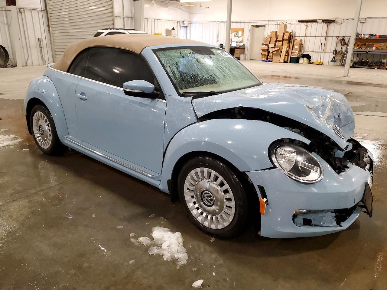 2014 VOLKSWAGEN Beetle