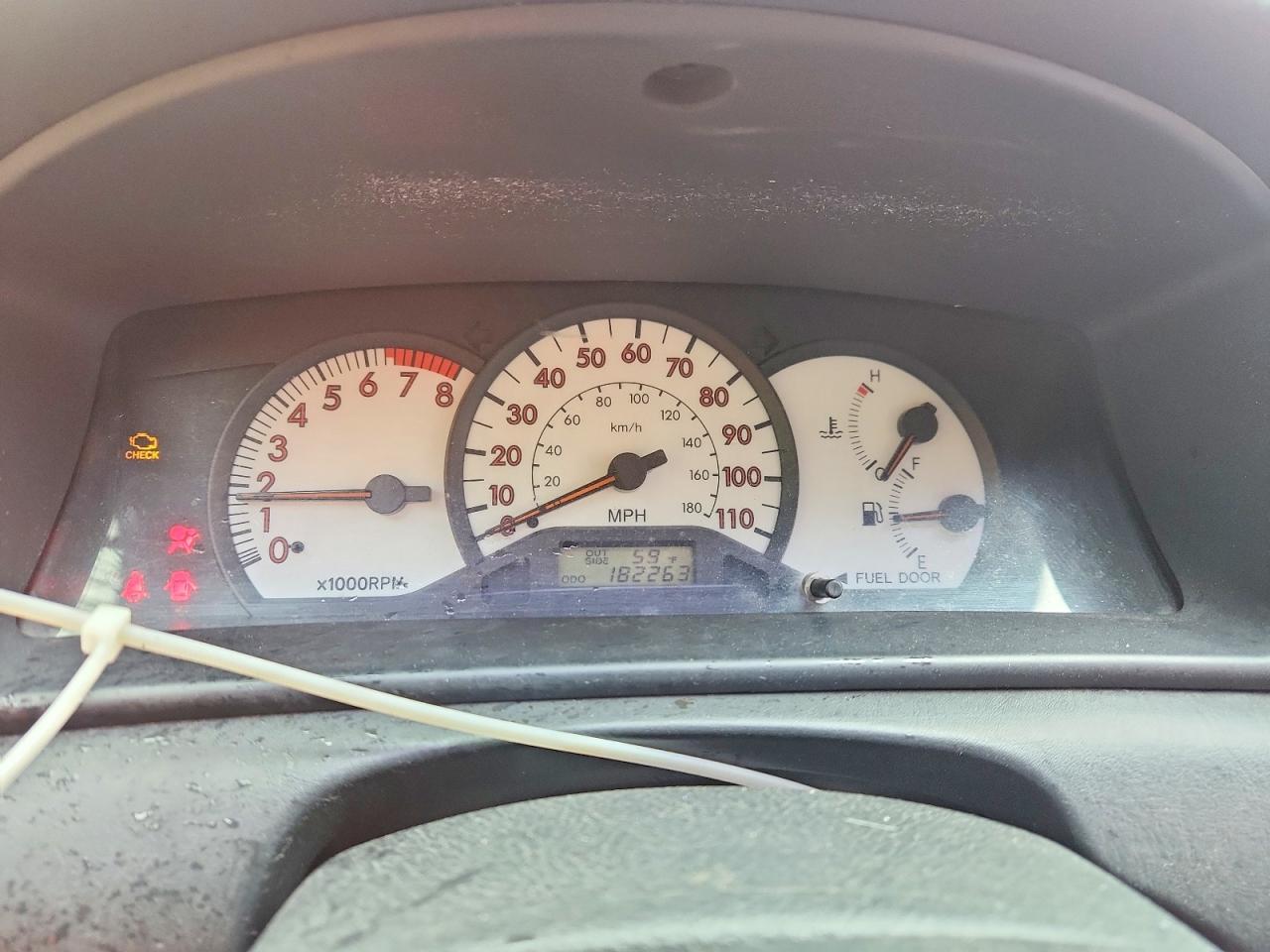 2004 TOYOTA COROLLA