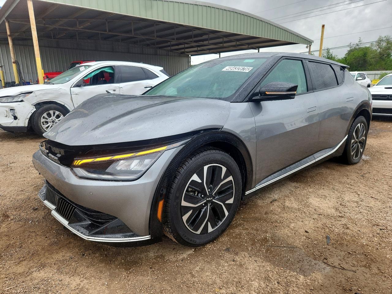 2024 KIA EV6