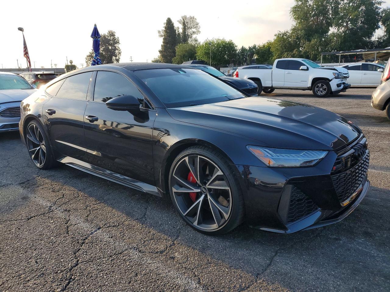 2021 AUDI RS7