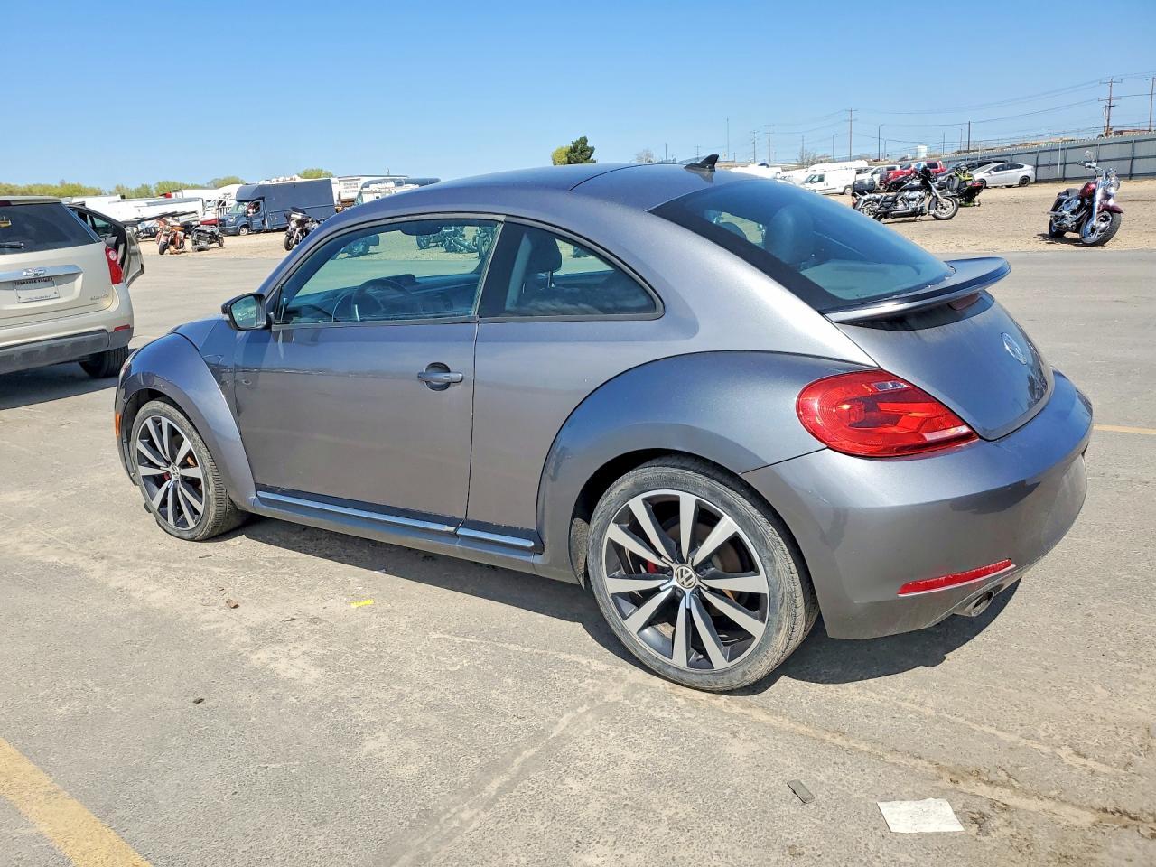 2012 VOLKSWAGEN Beetle