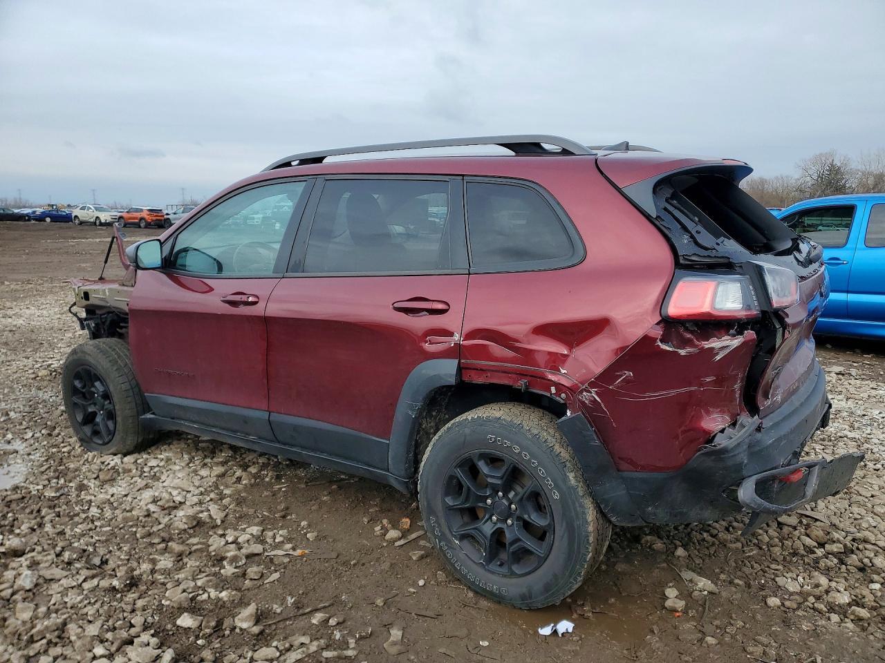 2019 JEEP CHEROKEE