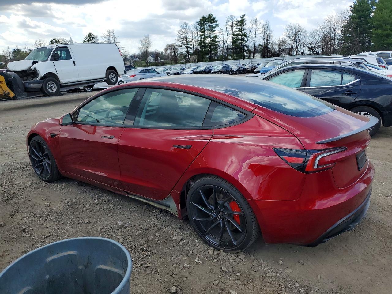 2026 TESLA MODEL 3