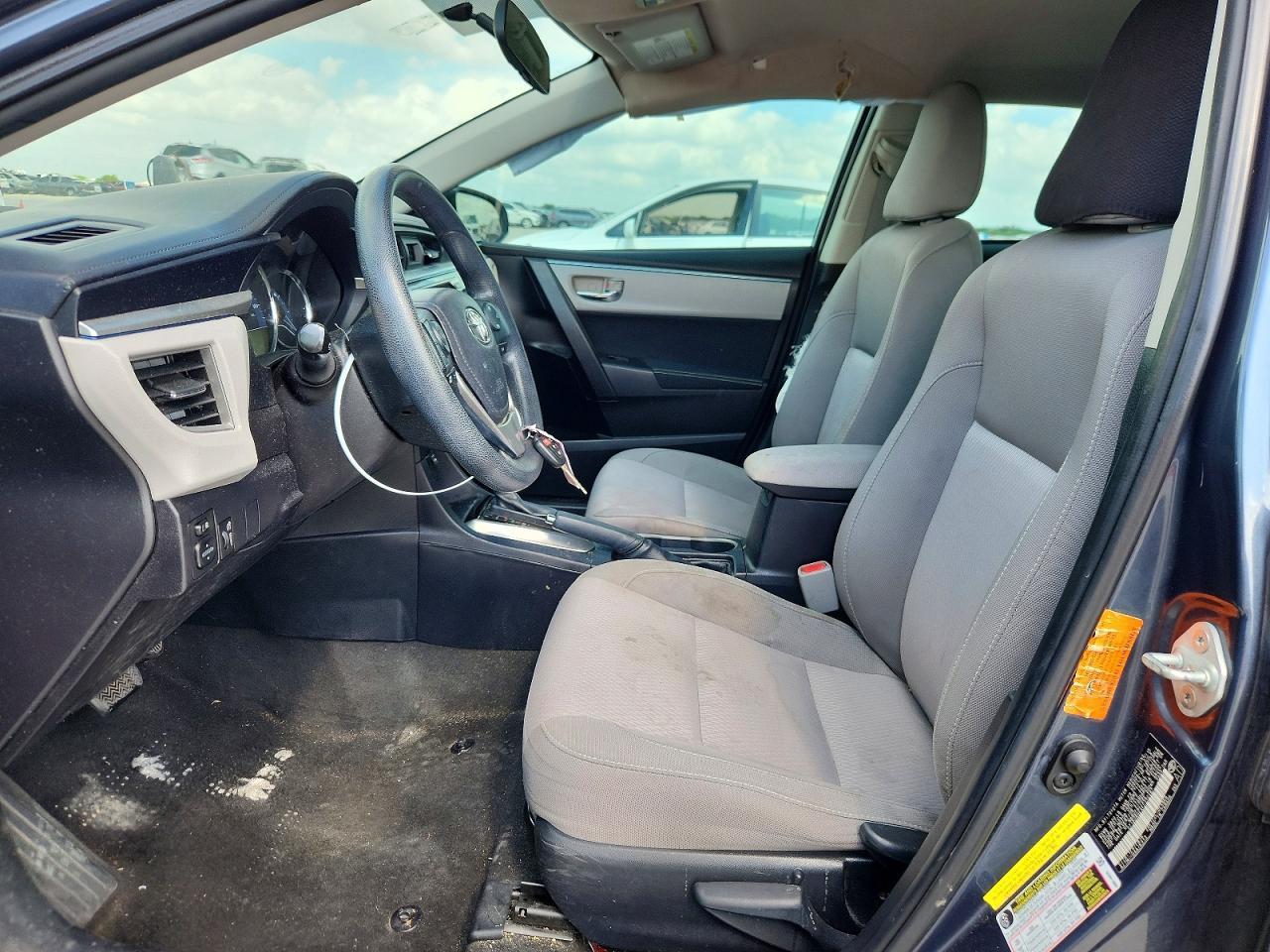 2015 TOYOTA COROLLA