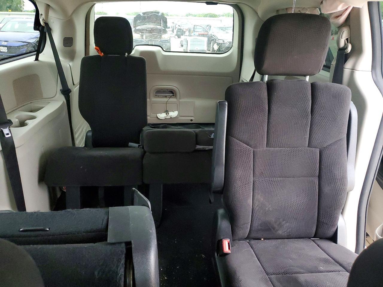 2013 DODGE Grand Cara