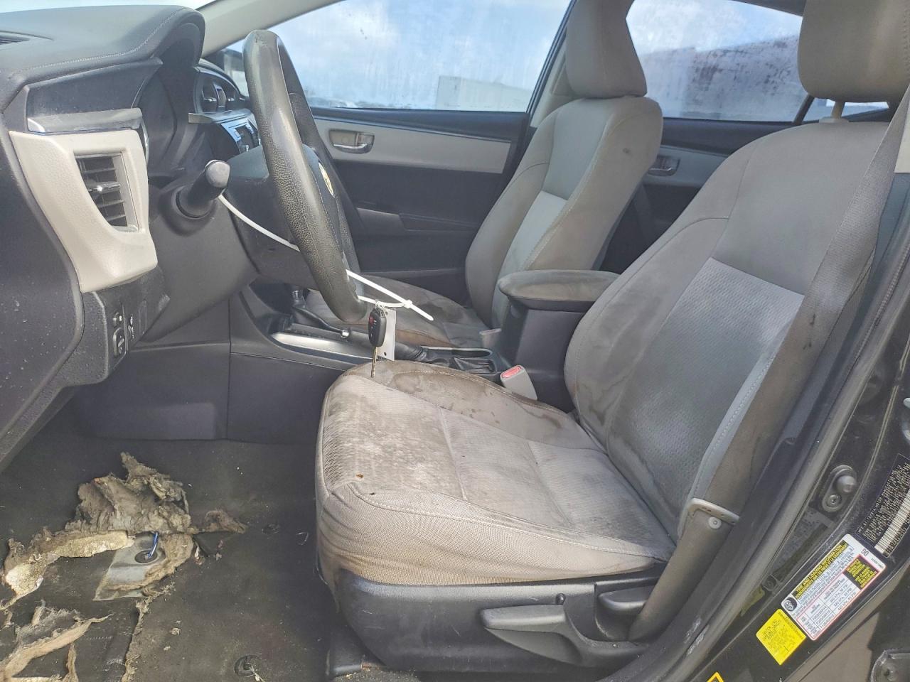 2015 TOYOTA COROLLA
