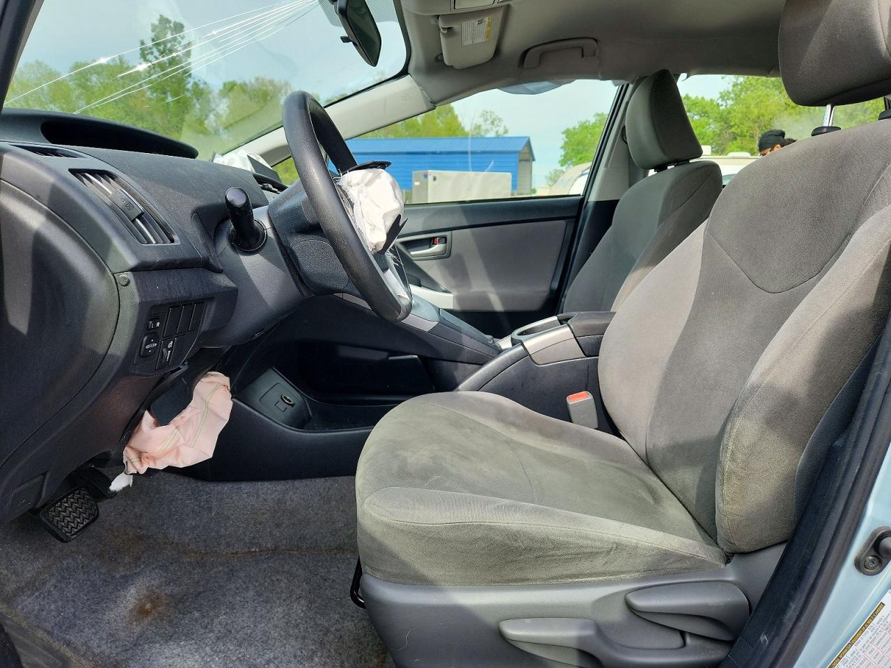 2015 TOYOTA PRIUS