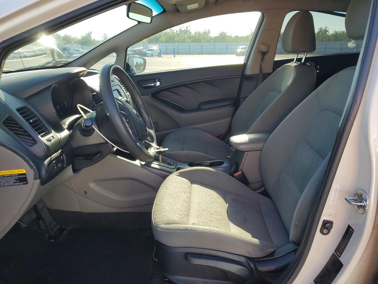 2015 KIA FORTE