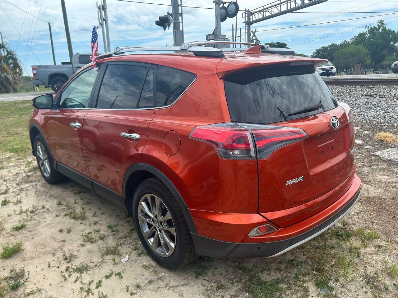 2016 TOYOTA RAV4