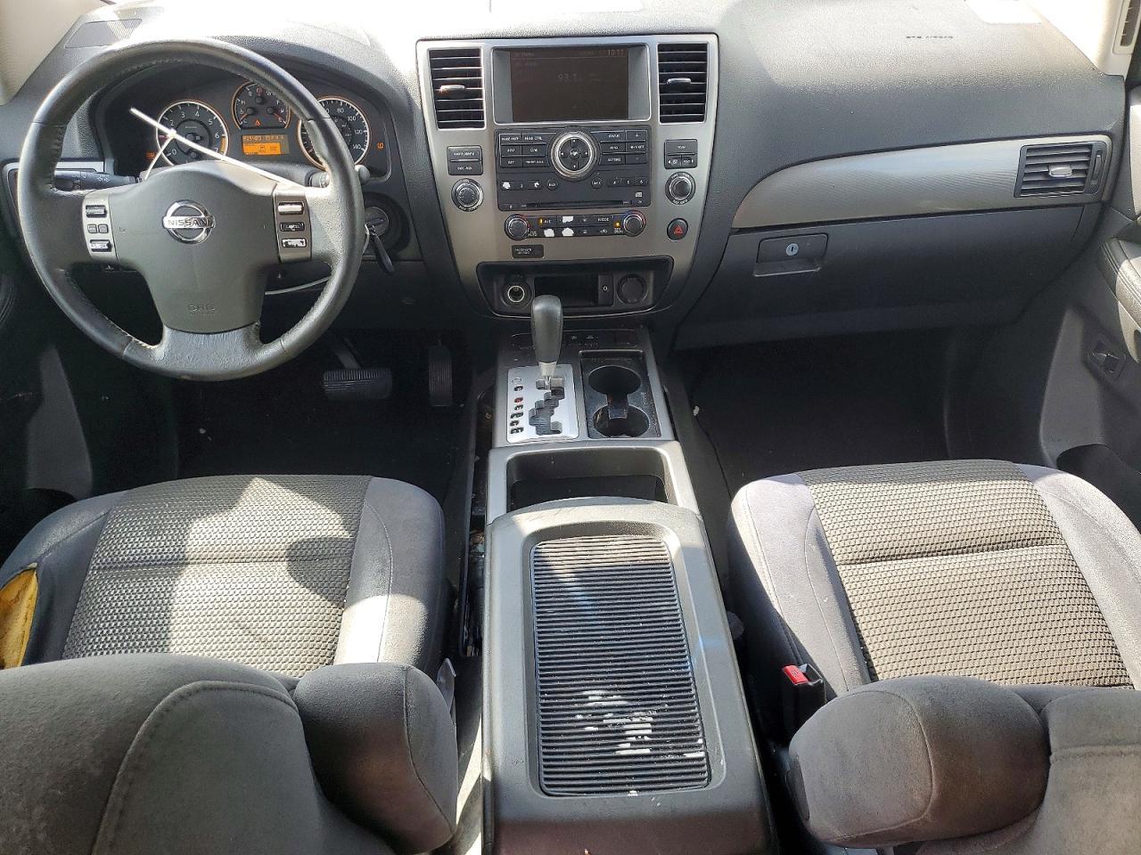 2010 NISSAN Armada