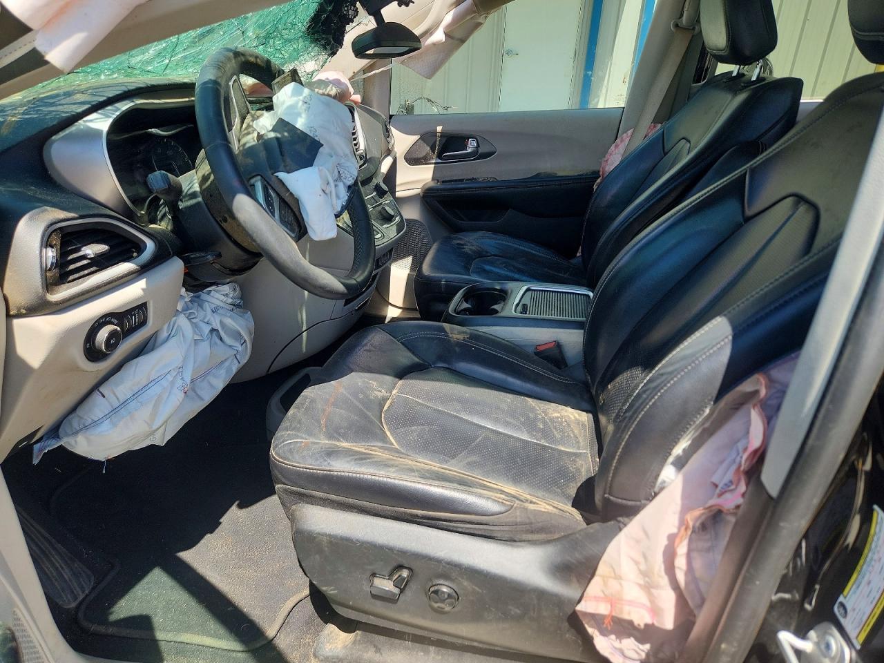 2022 CHRYSLER Pacifica