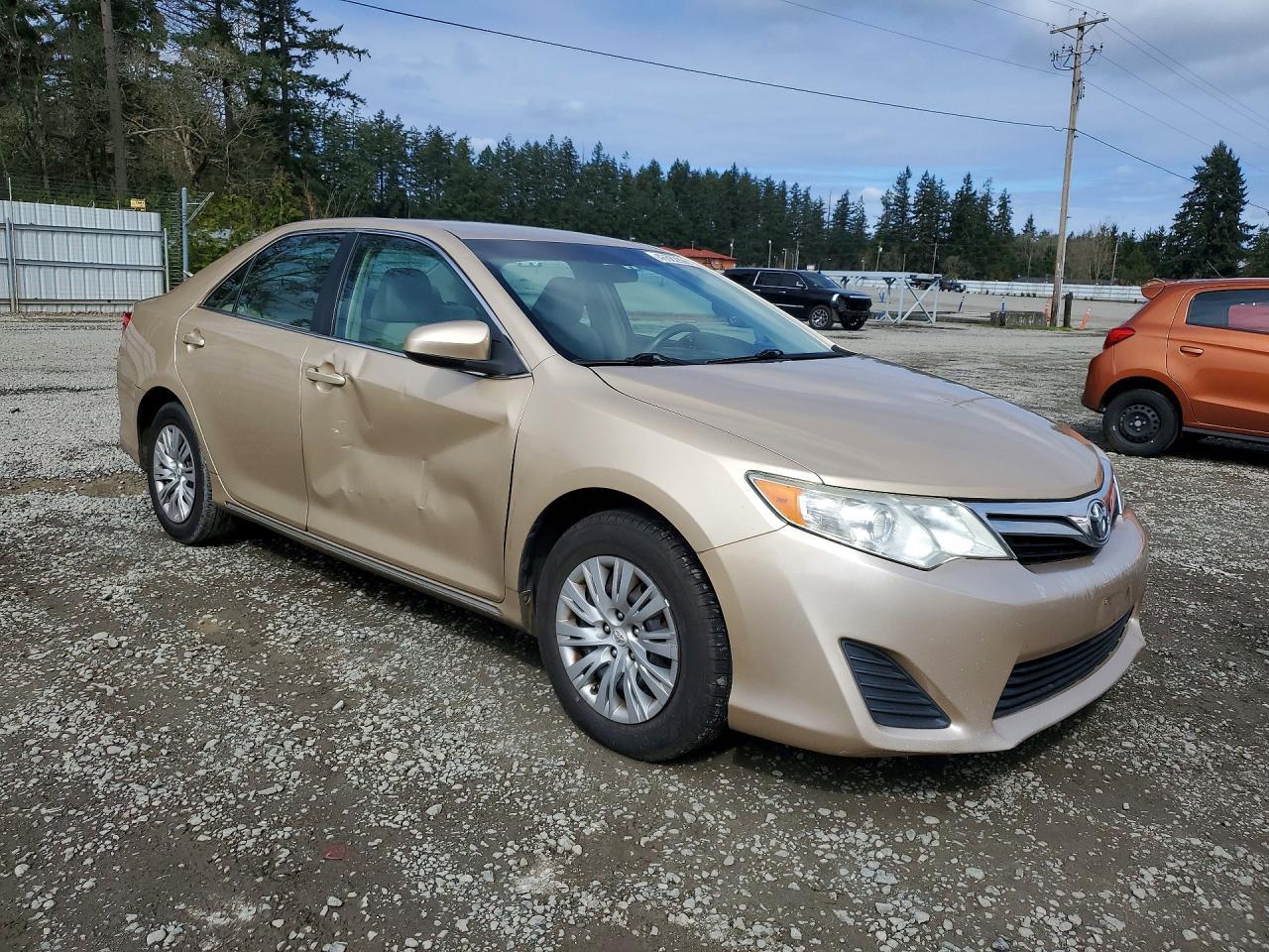 2012 TOYOTA CAMRY