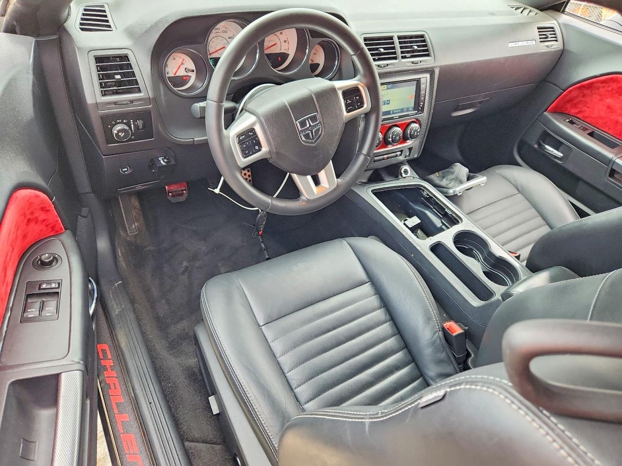 2011 DODGE Challenger
