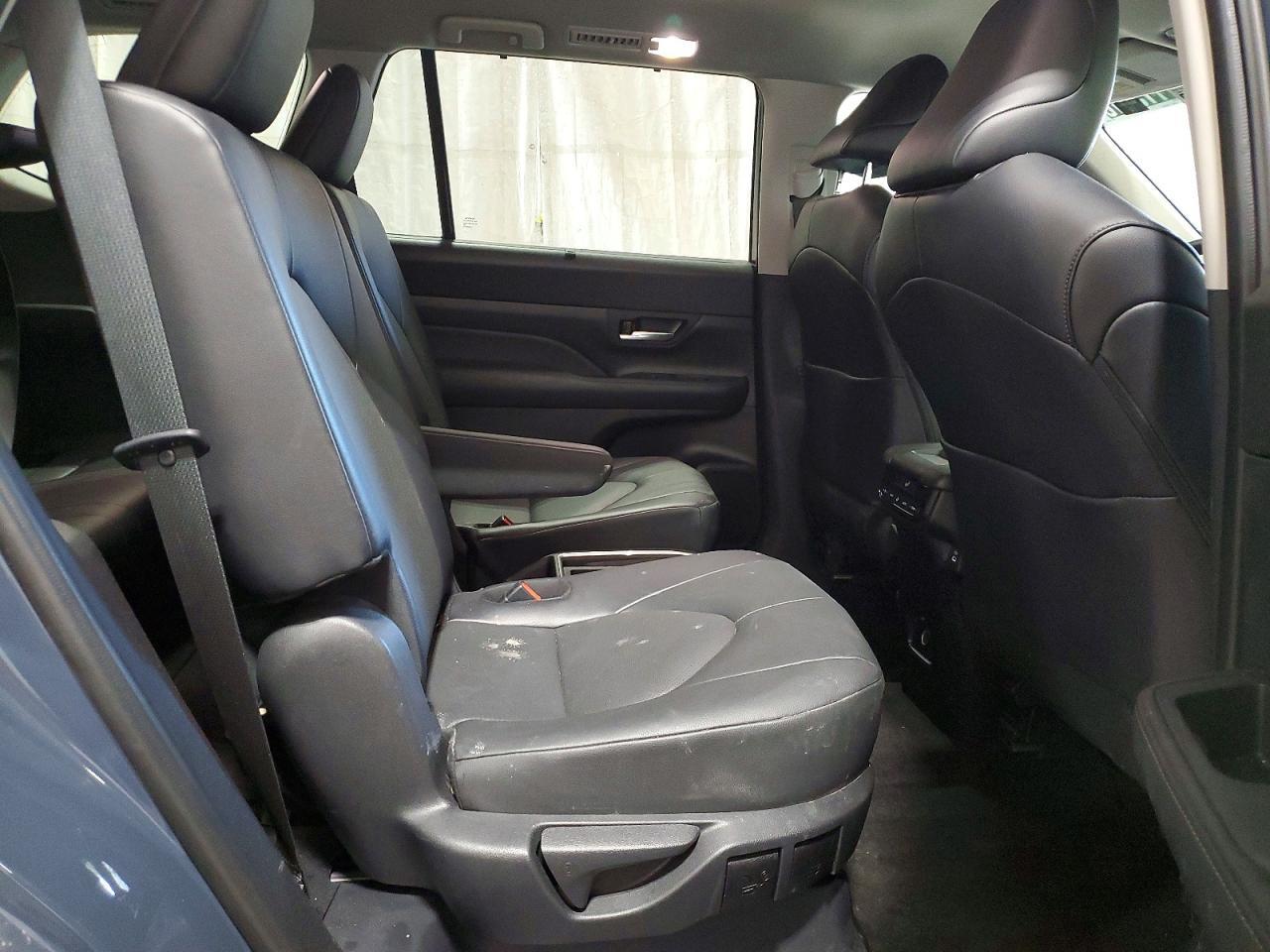2025 TOYOTA HIGHLANDER