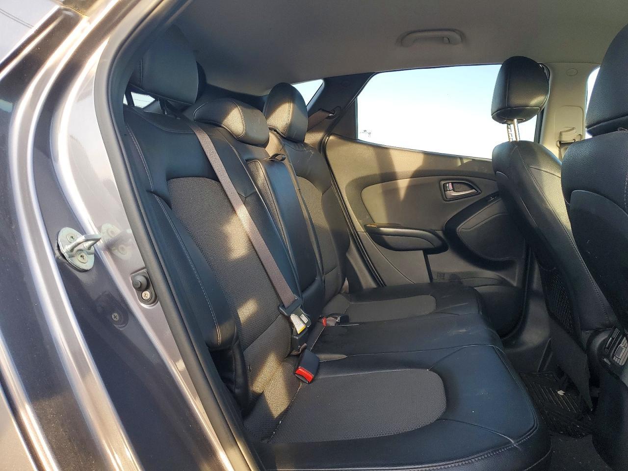 2014 HYUNDAI TUCSON
