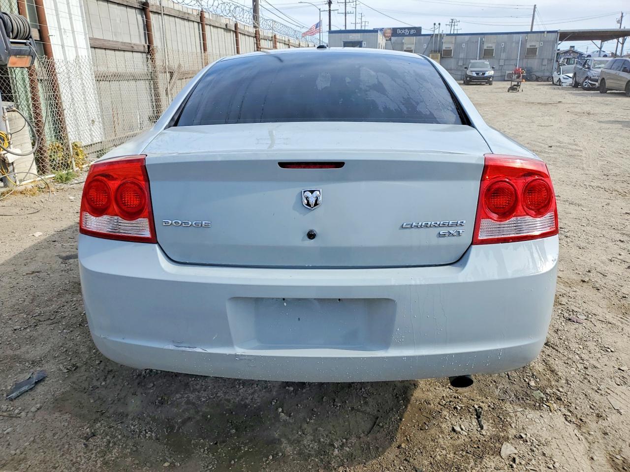 2010 DODGE CHARGER