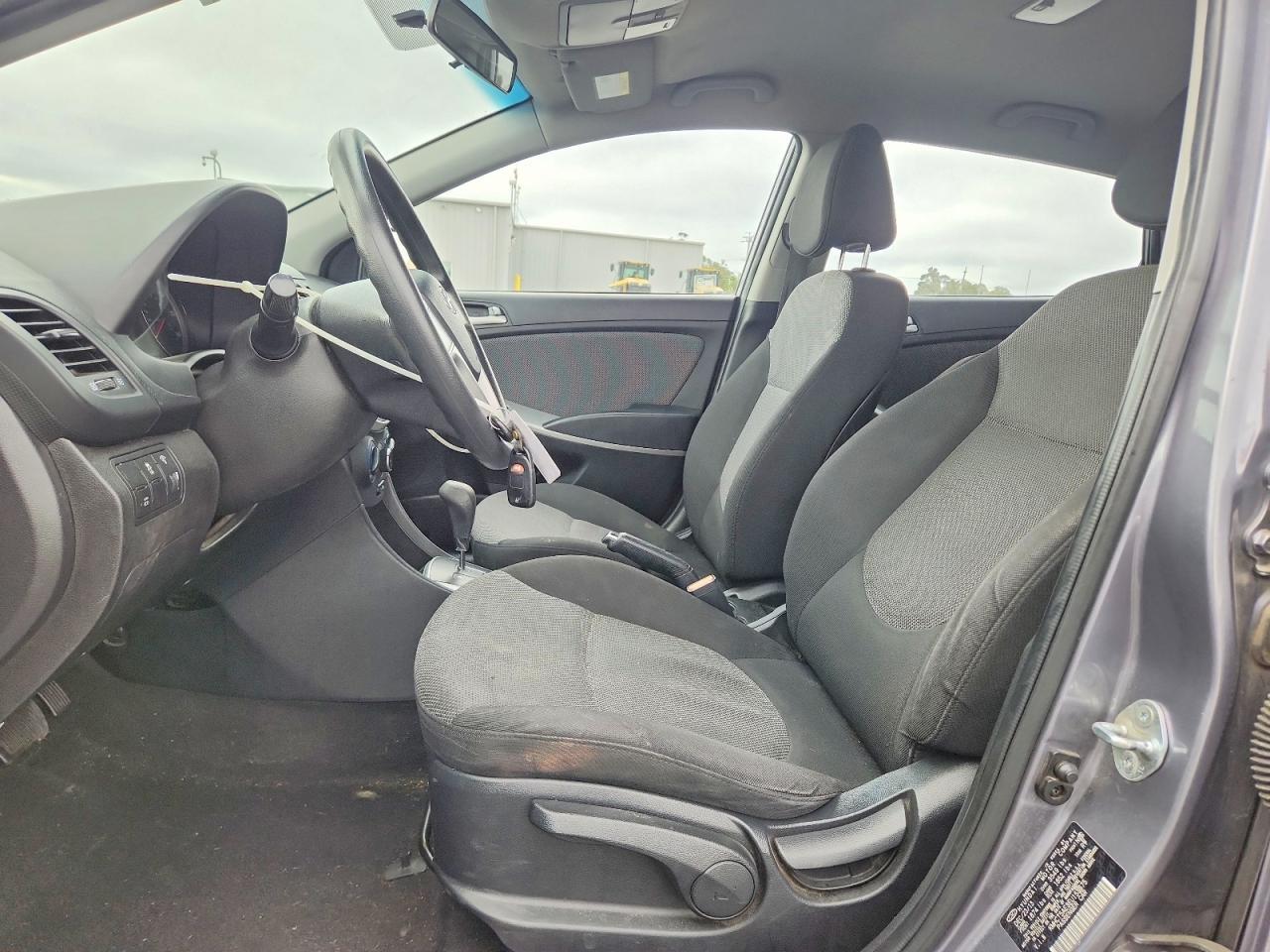 2014 HYUNDAI ACCENT