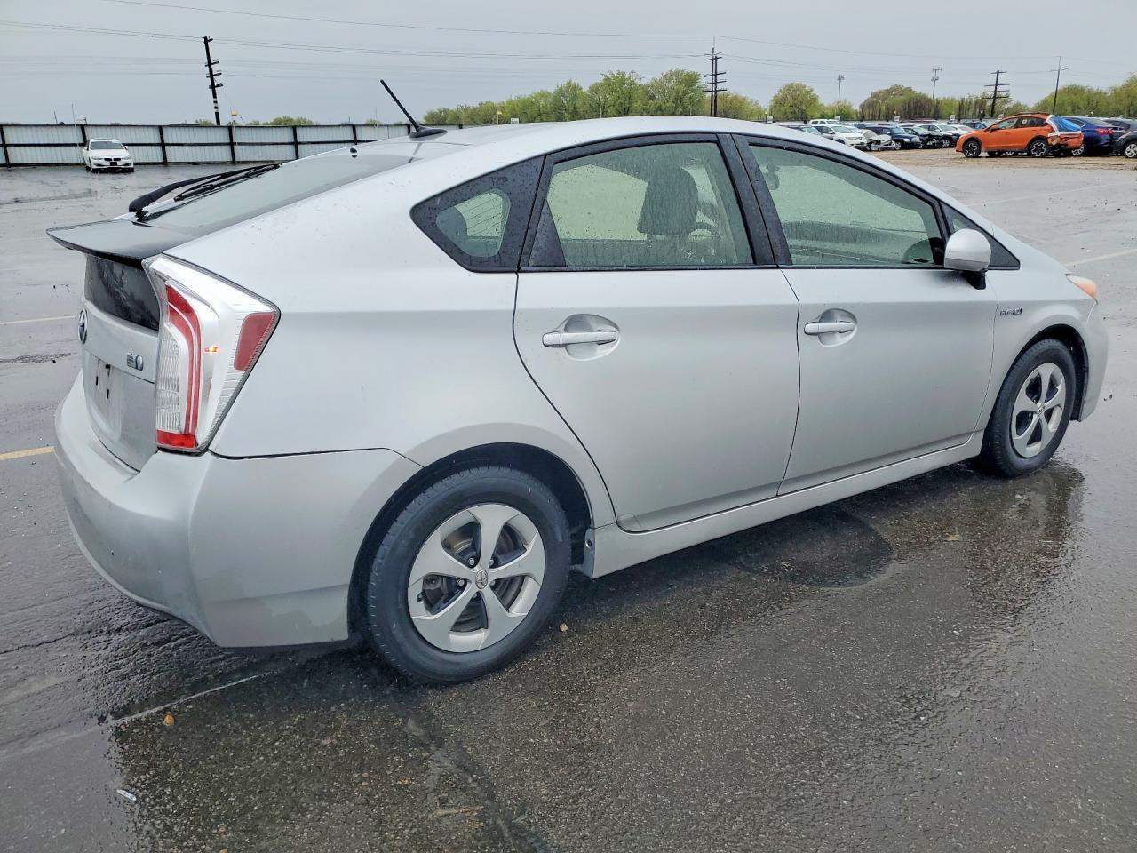 2013 TOYOTA PRIUS
