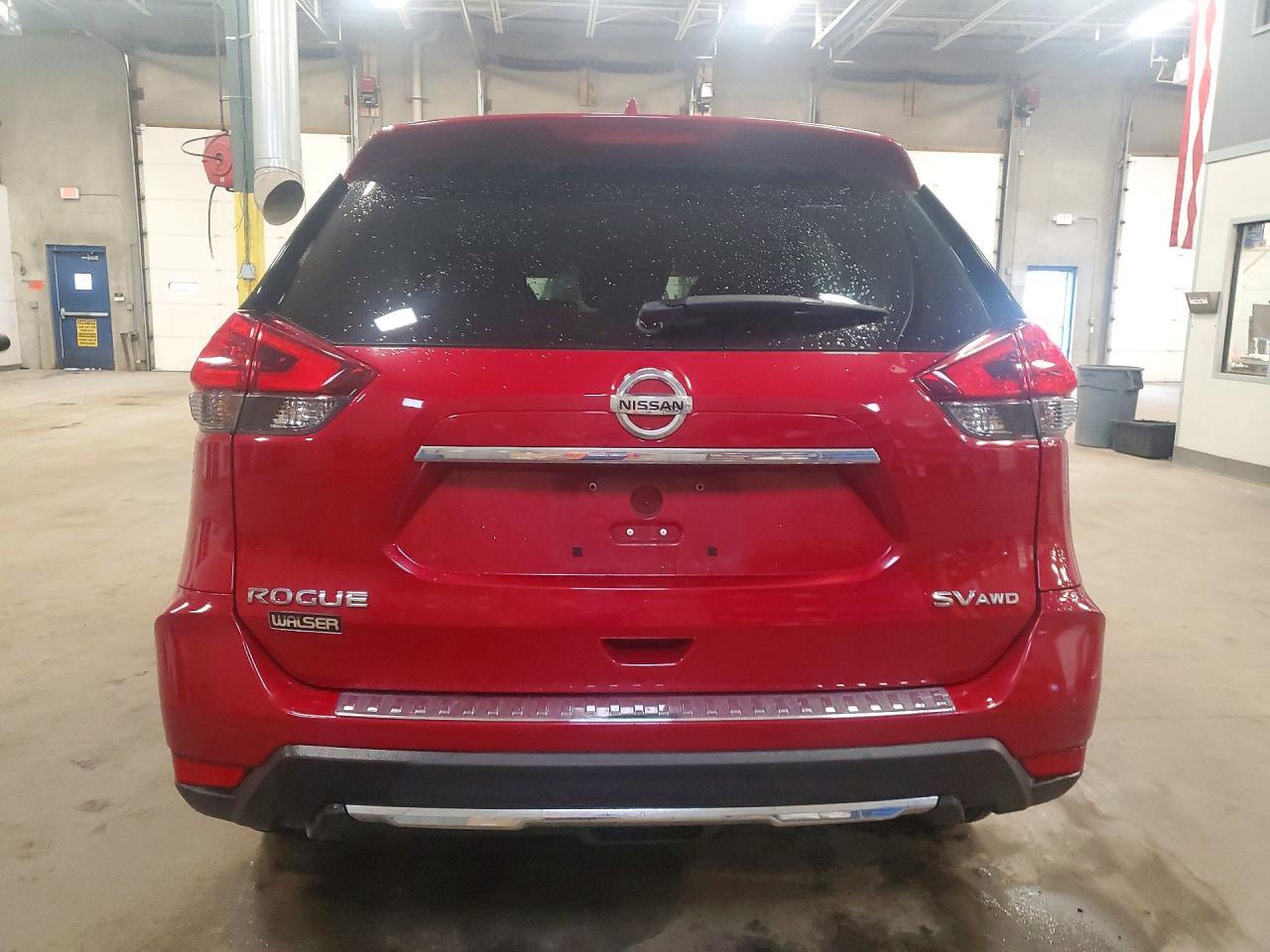 2017 NISSAN ROGUE