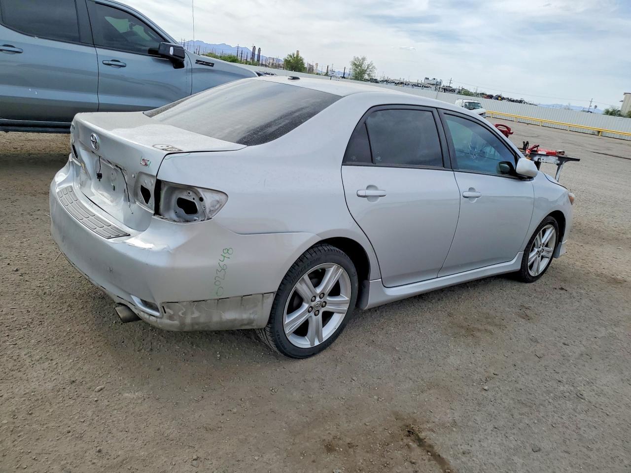 2013 TOYOTA COROLLA
