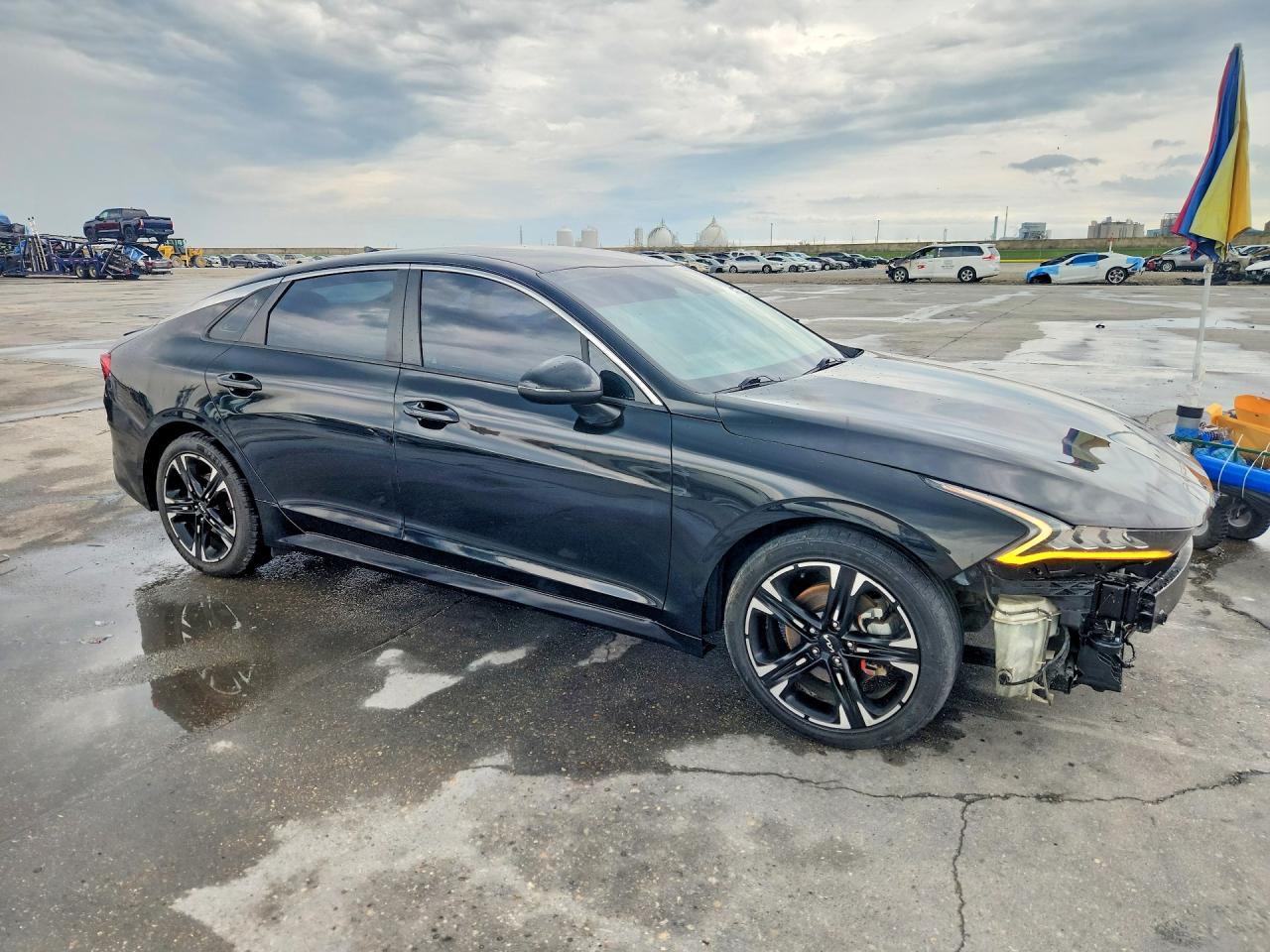 2022 KIA K5