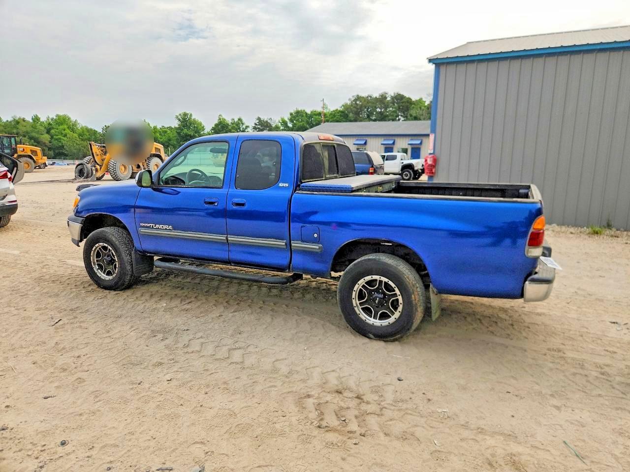 2002 TOYOTA TUNDRA