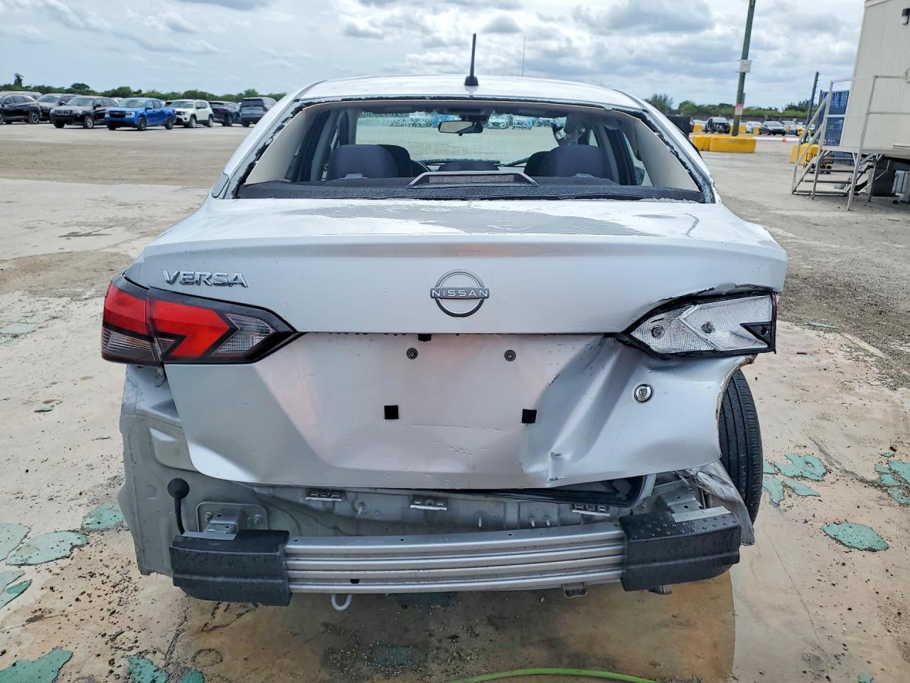 2025 NISSAN VERSA