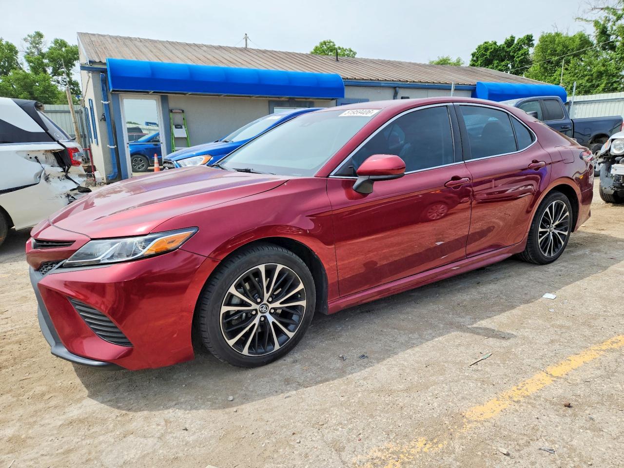 2018 TOYOTA CAMRY