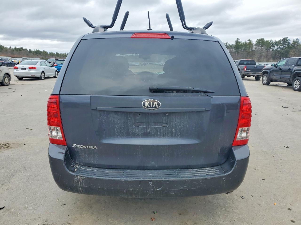 2014 KIA SEDONA