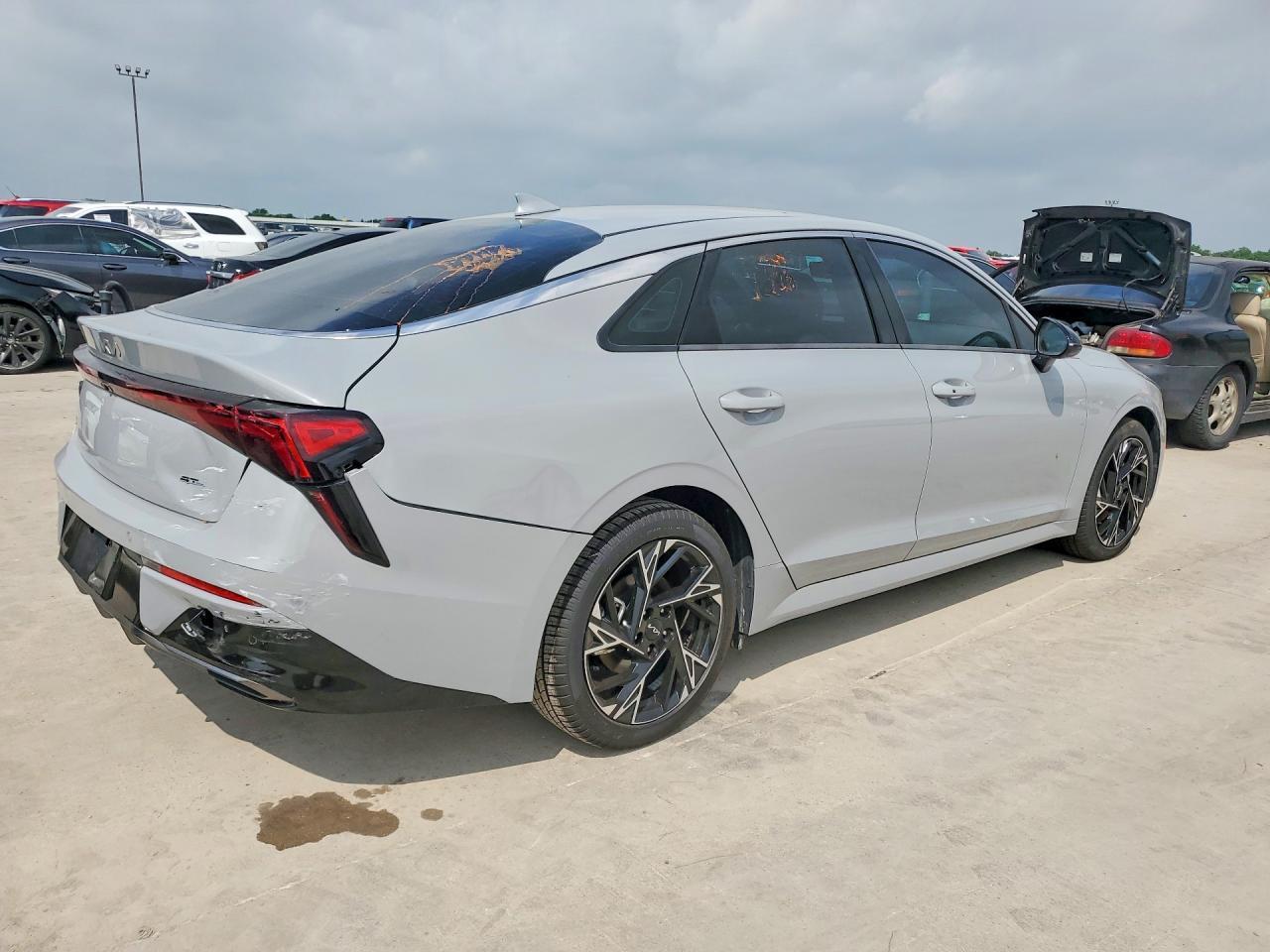 2026 KIA K5