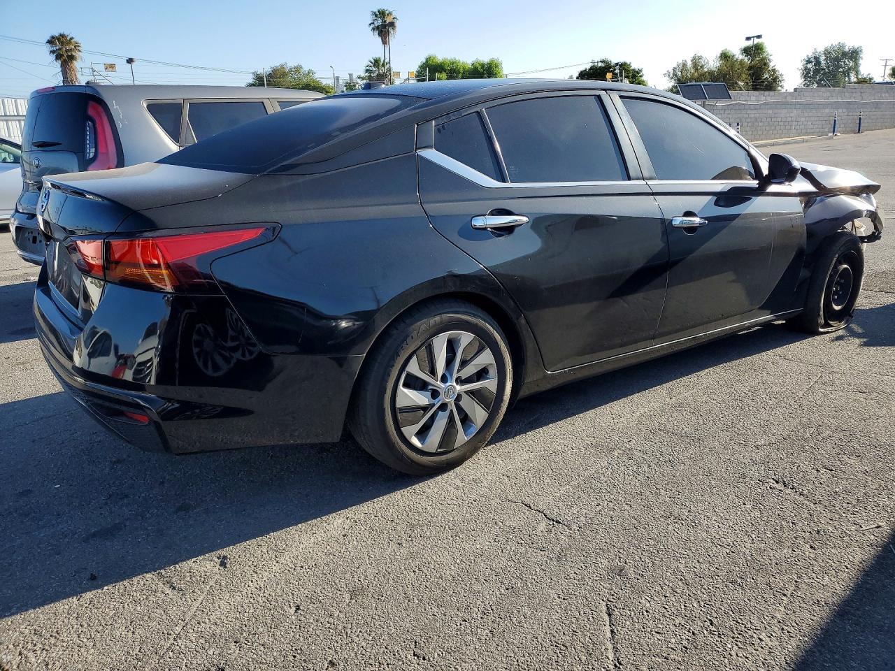 2020 NISSAN ALTIMA