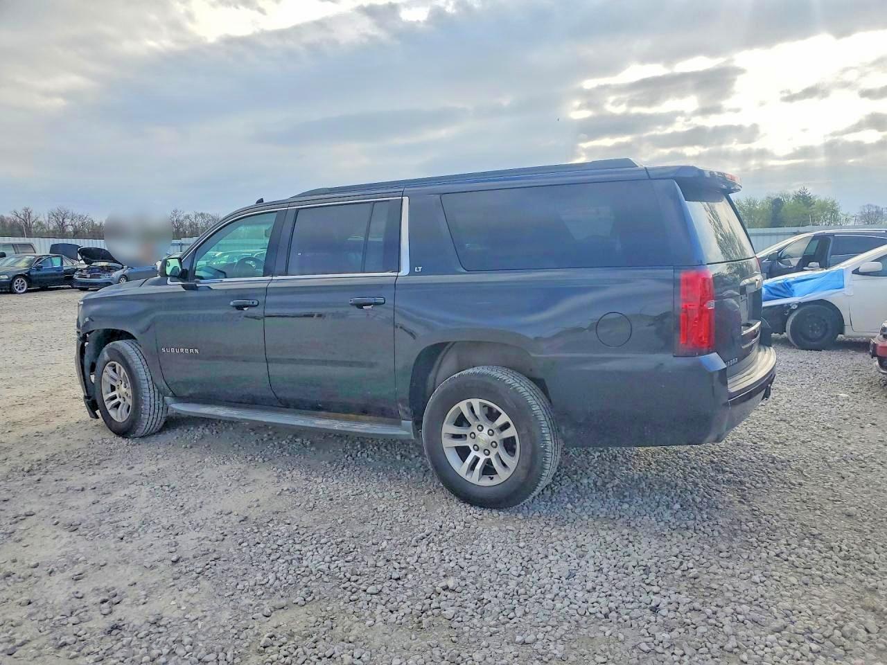 2015 CHEVROLET Suburban