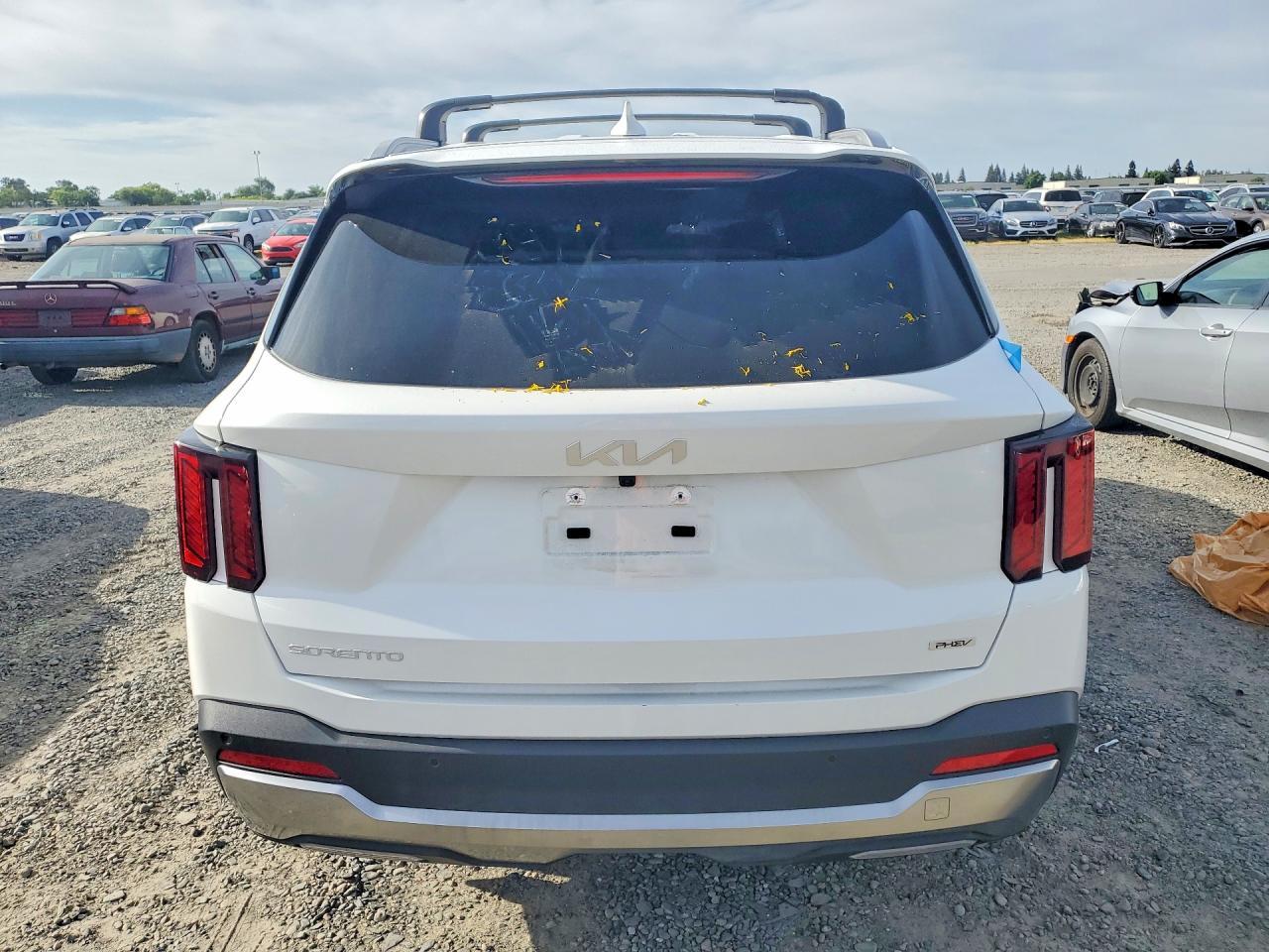 2025 KIA SORENTO