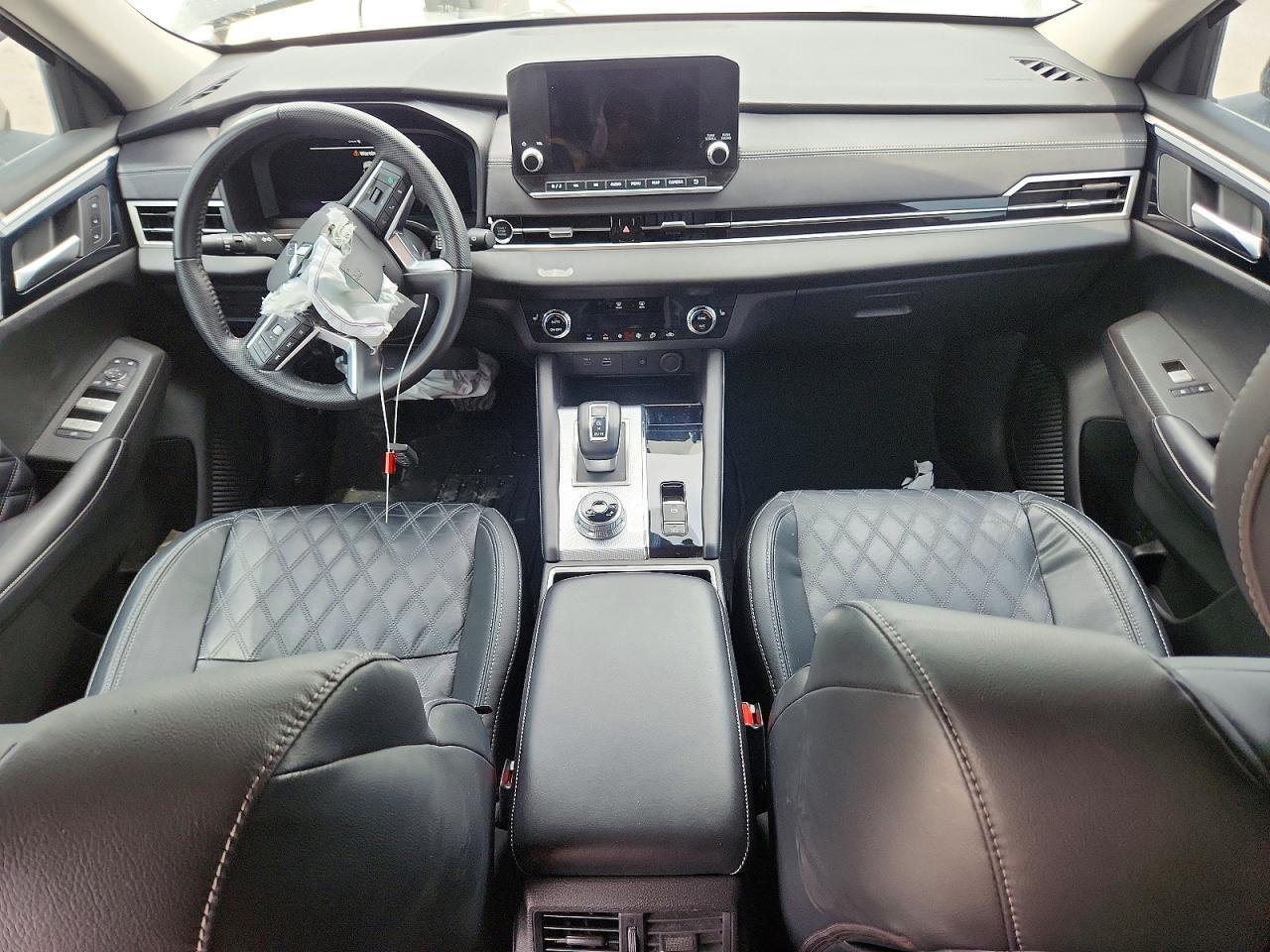 2023 MITSUBISHI outlander