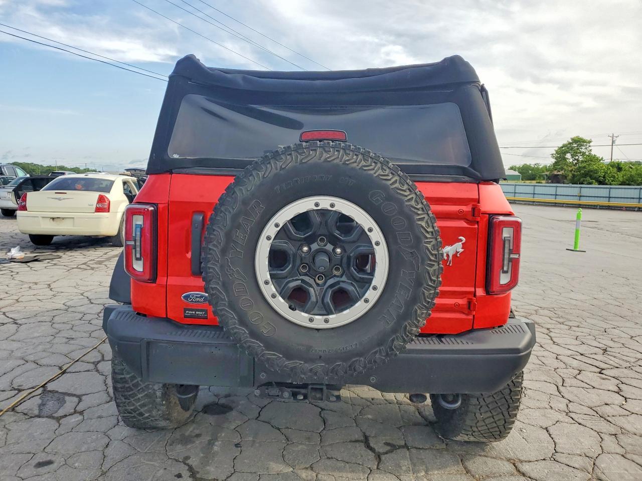 2023 FORD Bronco