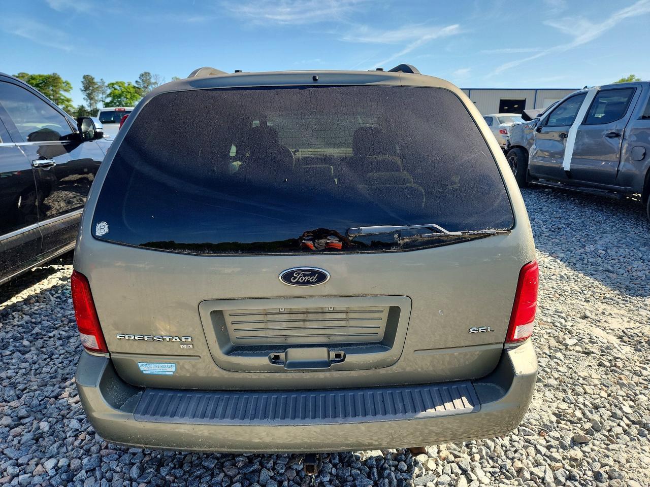 2005 FORD Freestar