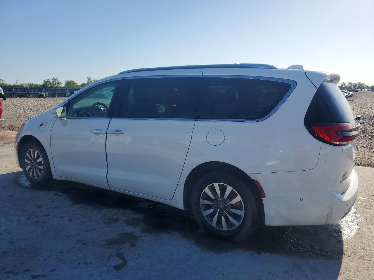2021 CHRYSLER Pacifica