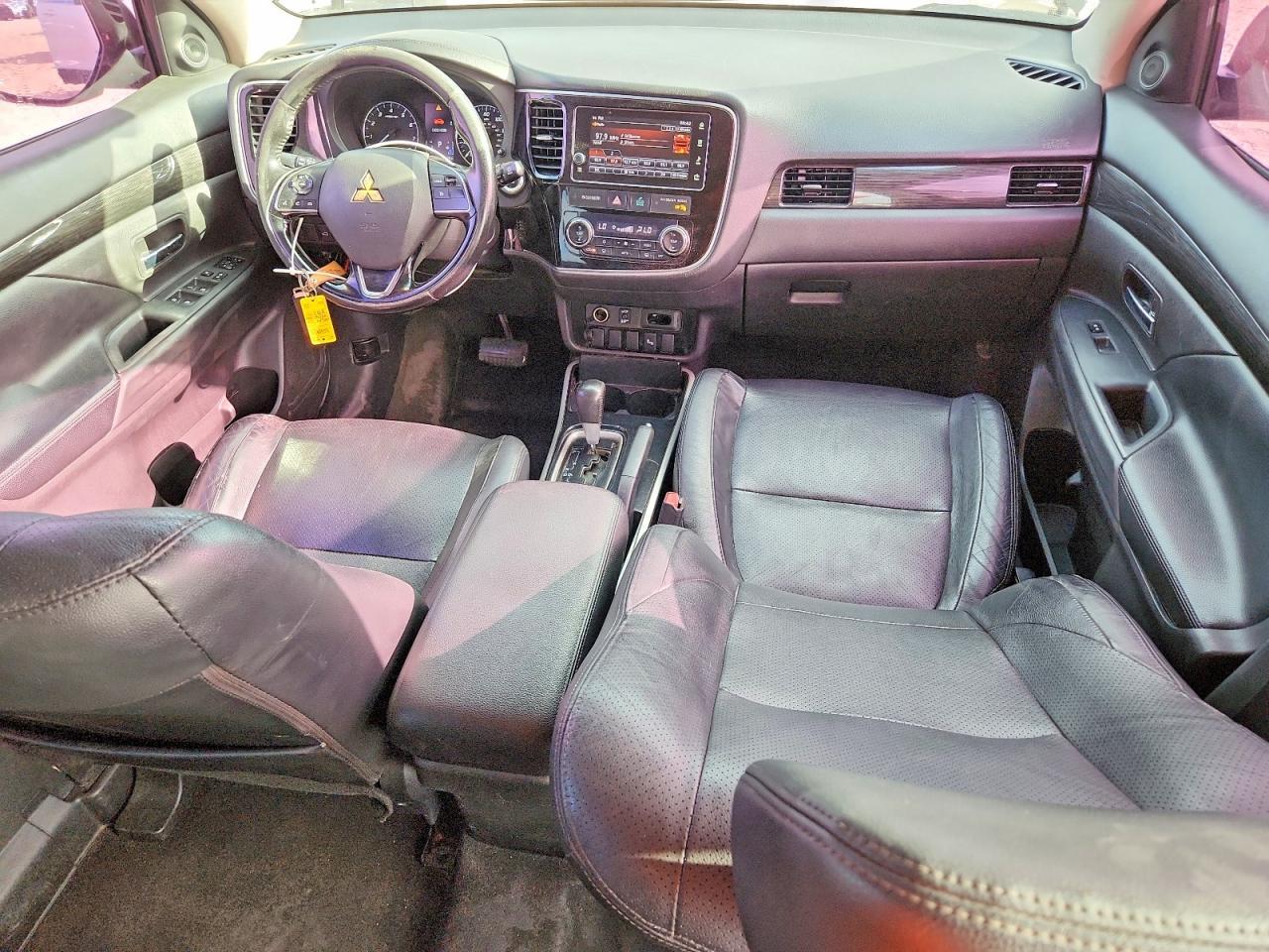 2018 MITSUBISHI outlander