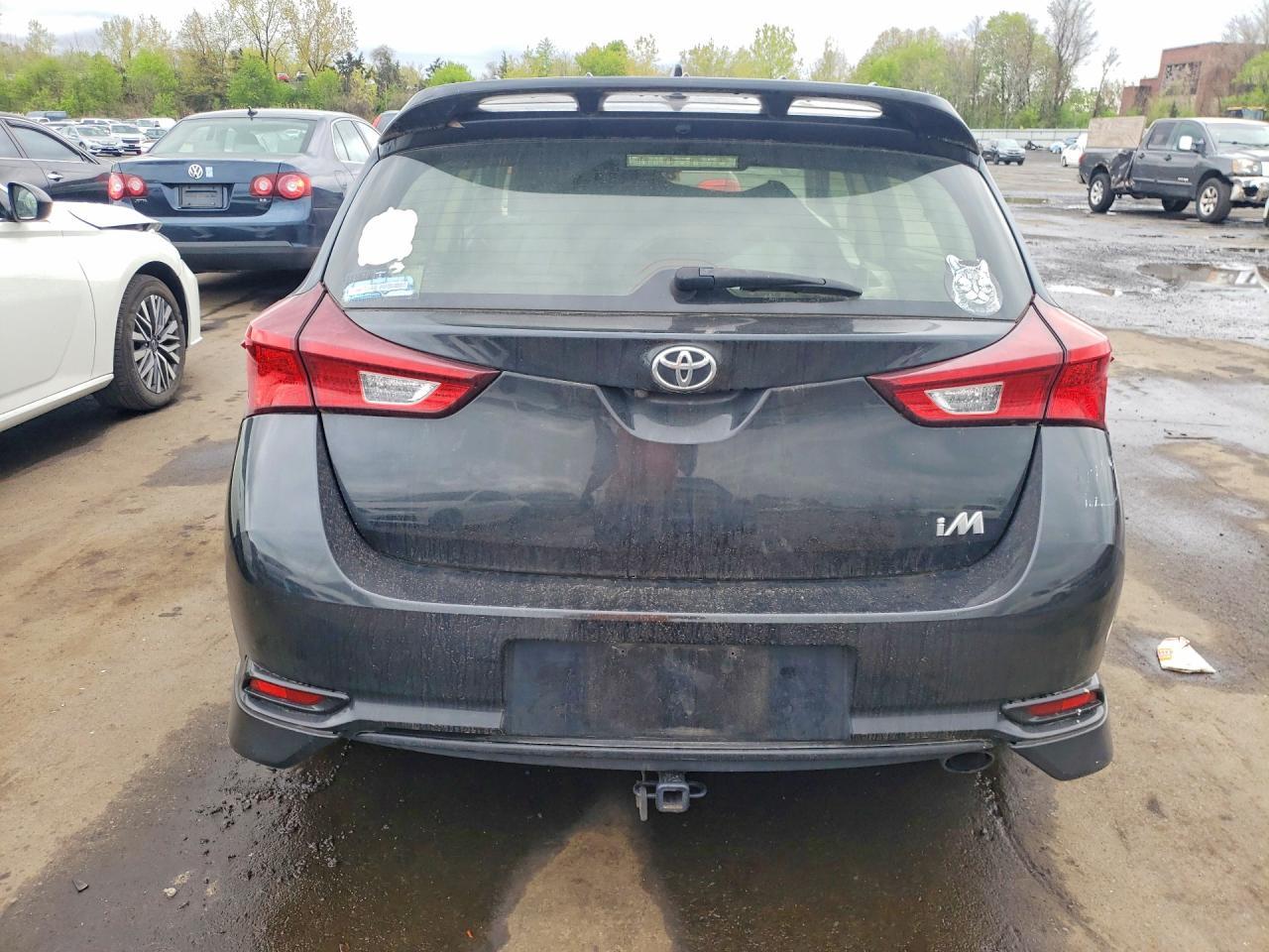 2018 TOYOTA COROLLA