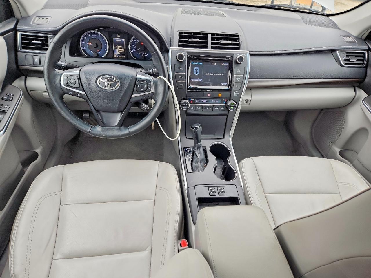 2016 TOYOTA CAMRY