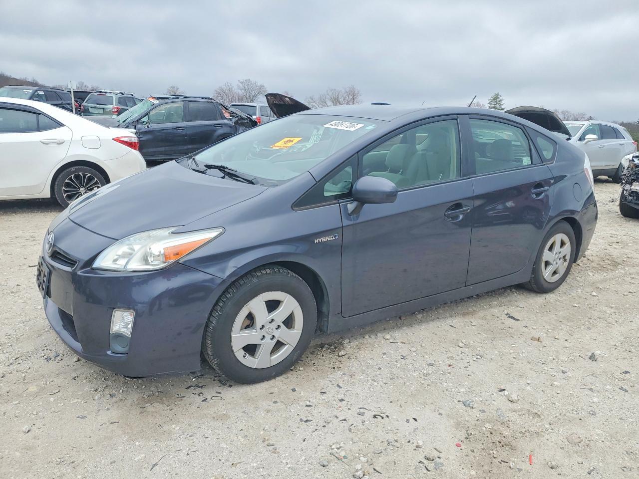 2011 TOYOTA PRIUS